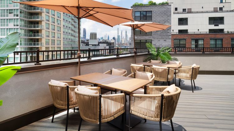 EVEN Hotel Long Island City Restaurant