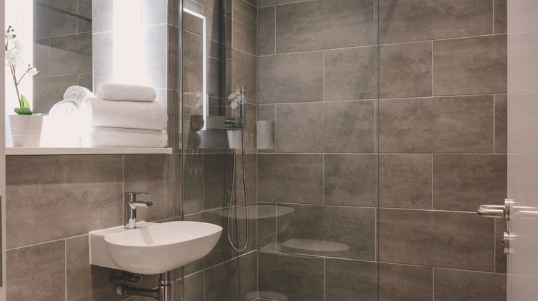 <b>Park Lane Aparthotel-A Space in the City Room</b>. Images powered by <a href="https://www.leonardoworldwide.com/" title="Leonardo Worldwide" target="_blank">Leonardo</a>.