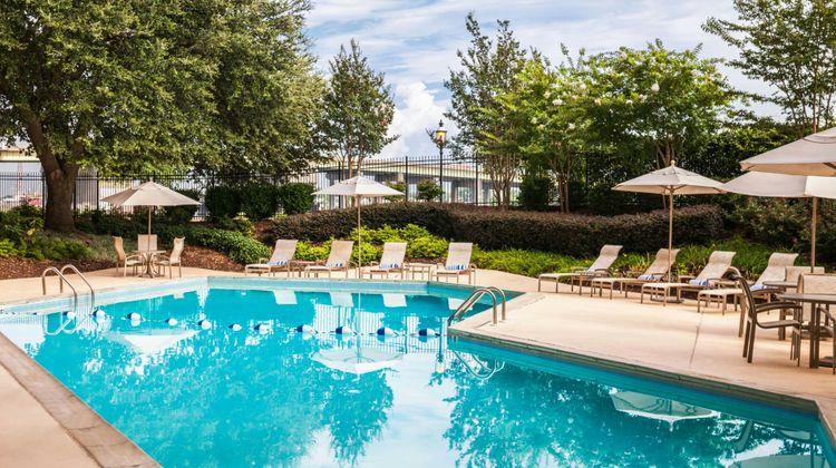 Sheraton Norfolk Waterside Hotel Pool