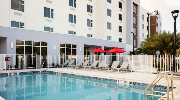 TownePlace Suites Miami Homestead Pool