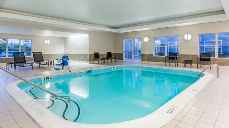 Residence Inn Macon Pool