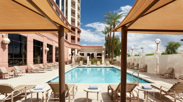 Marriott Phoenix Airport Pool