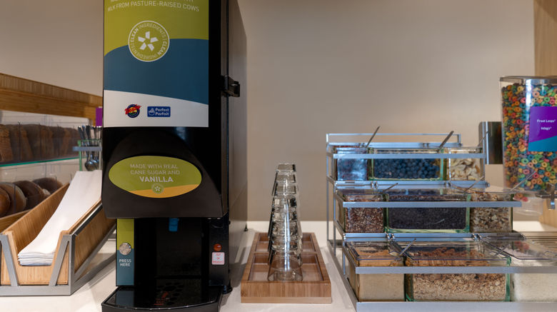 <b>Home2 Suites Hilton Kokomo Restaurant</b>. Images powered by <a href="https://www.leonardoworldwide.com/" title="Leonardo Worldwide" target="_blank">Leonardo</a>.