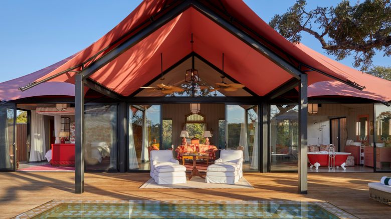<b>Royal Malewane Suite</b>. Images powered by <a href="https://www.leonardoworldwide.com/" title="Leonardo Worldwide" target="_blank">Leonardo</a>.