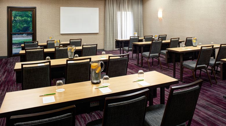 <b>Courtyard by Marriott Louisville East Meeting</b>. Images powered by <a href="https://www.leonardoworldwide.com/" title="Leonardo Worldwide" target="_blank">Leonardo</a>.