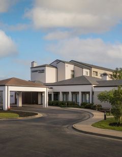 Courtyard by Marriott Louisville East