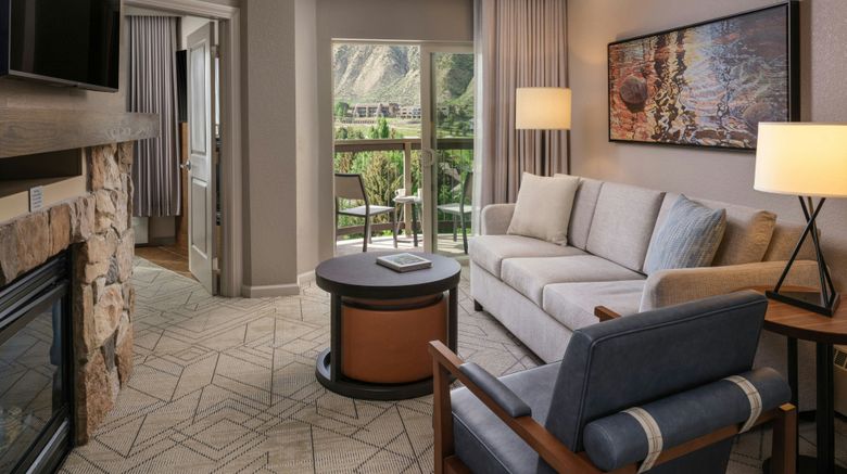 <b>Sheraton Mountain Vista Villas, Avon Room</b>. Images powered by <a href="https://www.leonardoworldwide.com/" title="Leonardo Worldwide" target="_blank">Leonardo</a>.