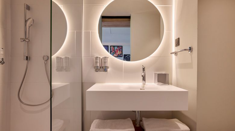 <b>Hampton by Hilton Lyon Room</b>. Images powered by <a href="https://www.leonardoworldwide.com/" title="Leonardo Worldwide" target="_blank">Leonardo</a>.