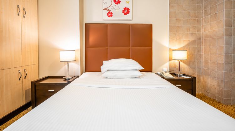 Kingsgate Doha Room