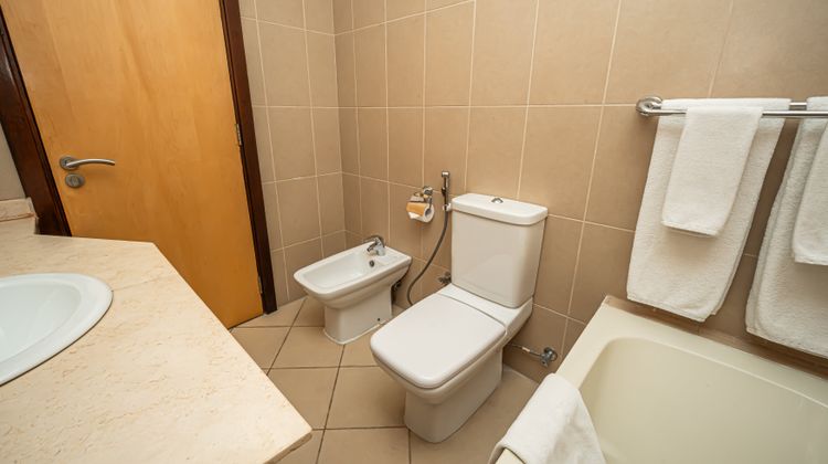 Kingsgate Doha Room