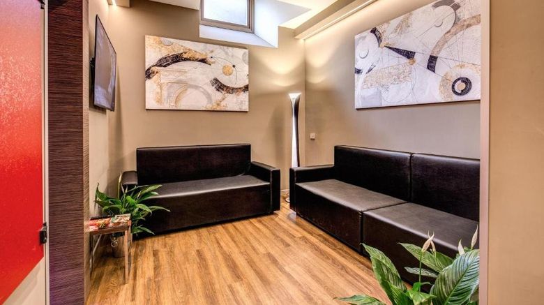 <b>Al Manthia Hotel Lobby</b>. Images powered by <a href="https://www.leonardoworldwide.com/" title="Leonardo Worldwide" target="_blank">Leonardo</a>.