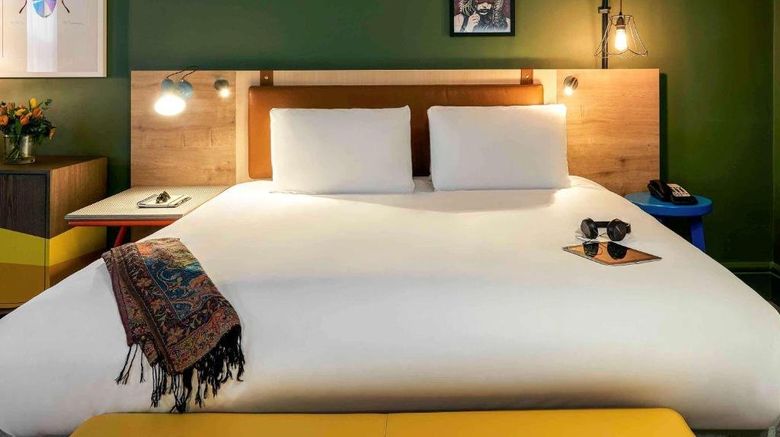<b>Bristol Grand Hotel By Sunday Room</b>. Images powered by <a href="https://www.leonardoworldwide.com/" title="Leonardo Worldwide" target="_blank">Leonardo</a>.