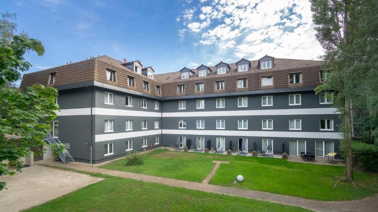 <b>SL'otel in Parforcehaus Exterior</b>. Images powered by <a href="https://www.leonardoworldwide.com/" title="Leonardo Worldwide" target="_blank">Leonardo</a>.