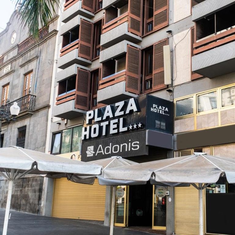 Hotel Adonis Plaza