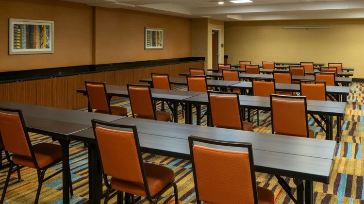 Fairfield Inn & Suites Atmore Meeting