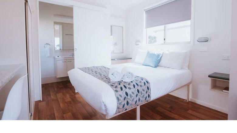 <b>Bargara Holiday Park Room</b>. Images powered by <a href="https://www.leonardoworldwide.com/" title="Leonardo Worldwide" target="_blank">Leonardo</a>.