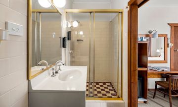 The Metropole Guest House