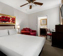 The Metropole Guest House Room