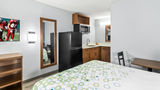 HomeTowne Florence, KY-Cincinnati Room