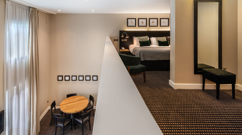 <b>The Resident Liverpool Suite</b>. Images powered by <a href="https://www.leonardoworldwide.com/" title="Leonardo Worldwide" target="_blank">Leonardo</a>.