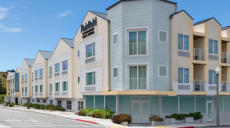 Fairfield Inn & Suites Pacifica Exterior