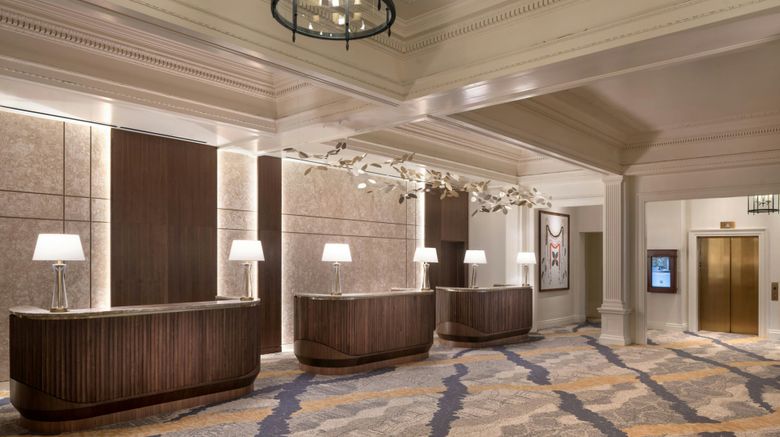 <b>Moana Surfrider, a Westin Resort & Spa Lobby</b>. Images powered by <a href="https://www.leonardoworldwide.com/" title="Leonardo Worldwide" target="_blank">Leonardo</a>.