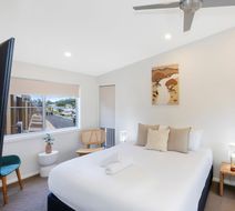 Bermagui Motor Inn Room