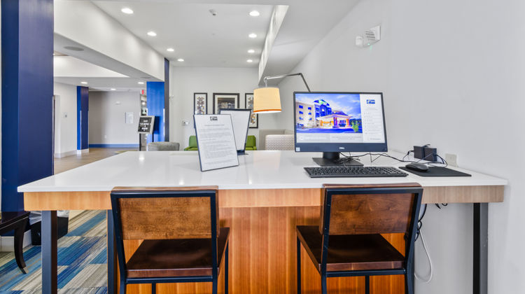 Holiday Inn Express Hotel & Stes Other