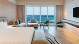 Le Meridien Al Aqah Beach Resort Suite