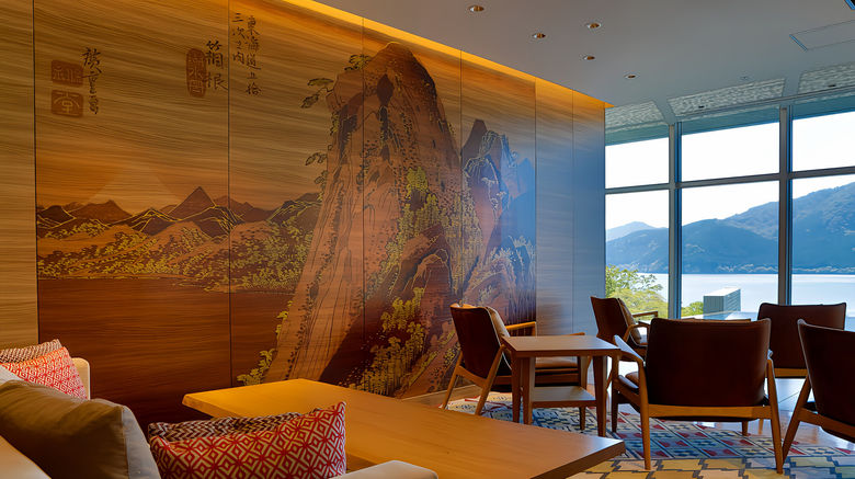 <b>Hakone Lake Ashi Hanaori Lobby</b>. Images powered by <a href="https://www.leonardoworldwide.com/" title="Leonardo Worldwide" target="_blank">Leonardo</a>.