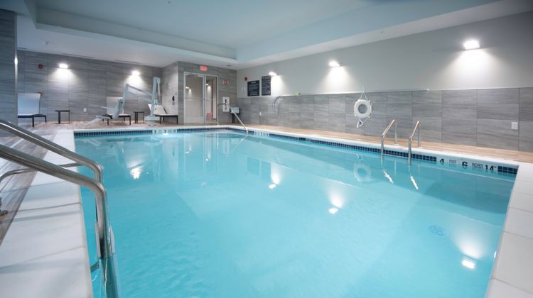 Candlewood Suites Middletown-Goshen Pool