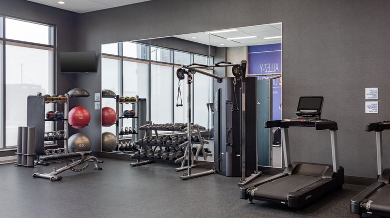 <b>Holiday Inn Express Aeroport Montreal Health Club</b>. Images powered by <a href="https://www.leonardoworldwide.com/" title="Leonardo Worldwide" target="_blank">Leonardo</a>.