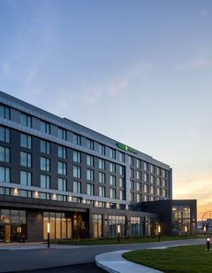 Holiday Inn Express Aeroport Montreal