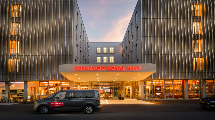 Leonardo Royal Hotel Cologne Bonn Arpt Exterior