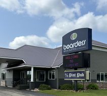 Boarders Inn & Suites by Cobblestone Exterior