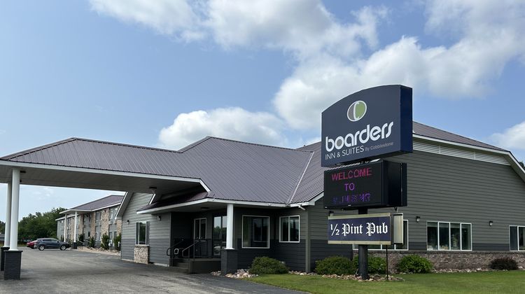 Boarders Inn & Suites by Cobblestone Exterior
