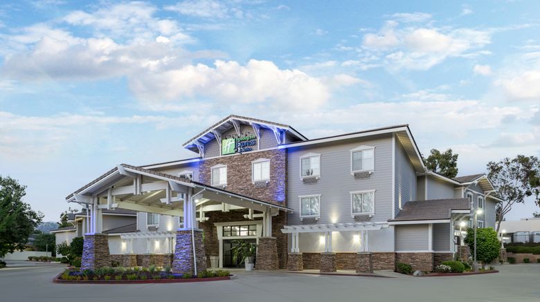 <b>Holiday Inn Express Hotel & Stes Exterior</b>. Images powered by <a href="https://www.leonardoworldwide.com/" title="Leonardo Worldwide" target="_blank">Leonardo</a>.