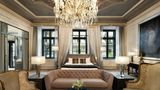 H15 Luxury Palace Suite