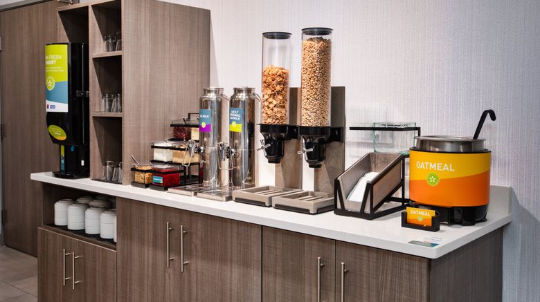 <b>Home2 Suites Traverse City Restaurant</b>. Images powered by <a href="https://www.leonardoworldwide.com/" title="Leonardo Worldwide" target="_blank">Leonardo</a>.