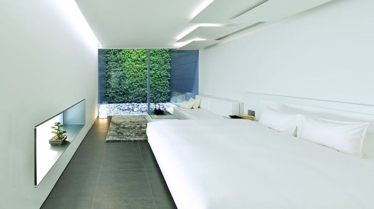 MOGANA Lobby