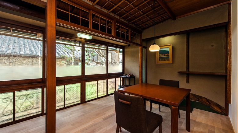 <b>Izuyasu Ryokan Lobby</b>. Images powered by <a href="https://www.leonardoworldwide.com/" title="Leonardo Worldwide" target="_blank">Leonardo</a>.
