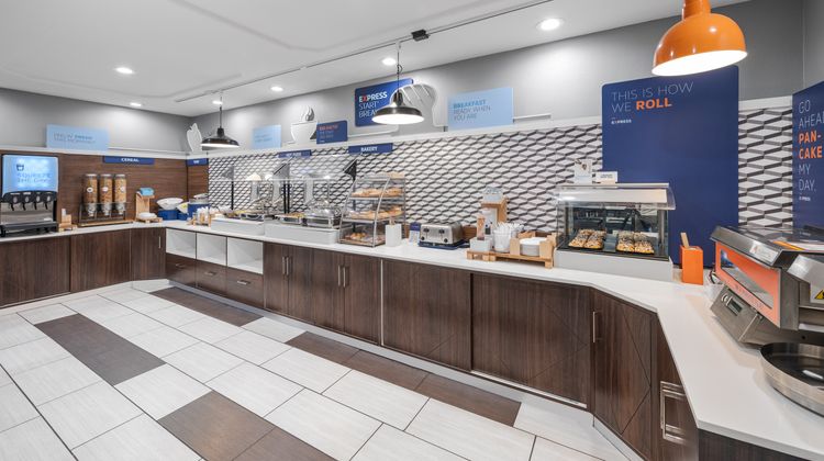 Holiday Inn Express Hotel & Stes Restaurant