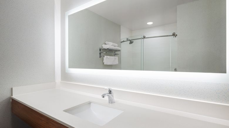 <b>Holiday Inn Express Hotel & Stes Room</b>. Images powered by <a href="https://www.leonardoworldwide.com/" title="Leonardo Worldwide" target="_blank">Leonardo</a>.