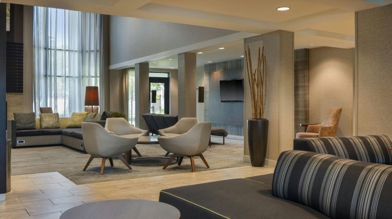 <b>Courtyard Springfield Airport Lobby</b>. Images powered by <a href="https://www.leonardoworldwide.com/" title="Leonardo Worldwide" target="_blank">Leonardo</a>.