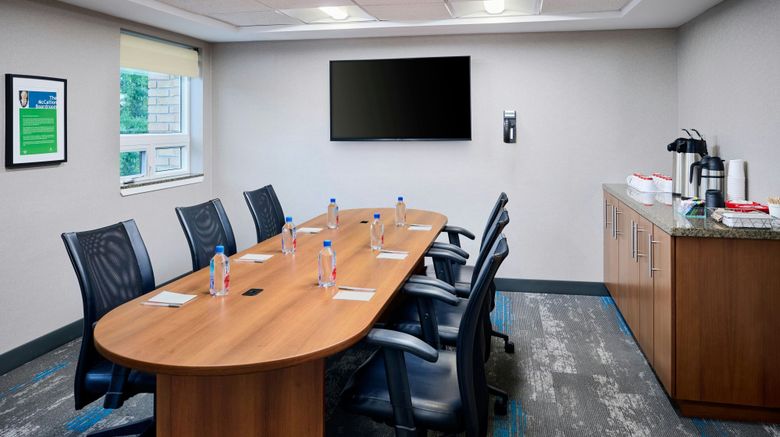 <b>TownePlace Suites Mississauga-Airport Meeting</b>. Images powered by <a href="https://www.leonardoworldwide.com/" title="Leonardo Worldwide" target="_blank">Leonardo</a>.