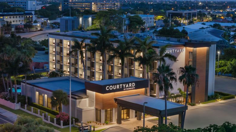 <b>Courtyard Fort Lauderdale East Exterior</b>. Images powered by <a href="https://www.leonardoworldwide.com/" title="Leonardo Worldwide" target="_blank">Leonardo</a>.