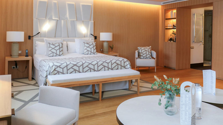<b>Hospes Palau de la Mar, Design Member Suite</b>. Images powered by <a href="https://www.leonardoworldwide.com/" title="Leonardo Worldwide" target="_blank">Leonardo</a>.