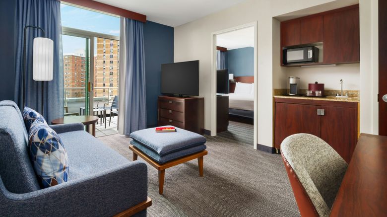 <b>Courtyard Manhattan Upper East Side Suite</b>. Images powered by <a href="https://www.leonardoworldwide.com/" title="Leonardo Worldwide" target="_blank">Leonardo</a>.