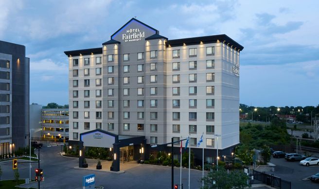 Fairfield Inn & Suites Montreal Airport Exterior