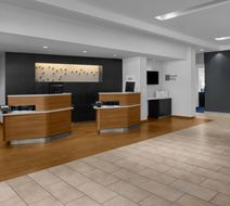 Courtyard Pittsburgh Arpt Settlers Ridge Lobby